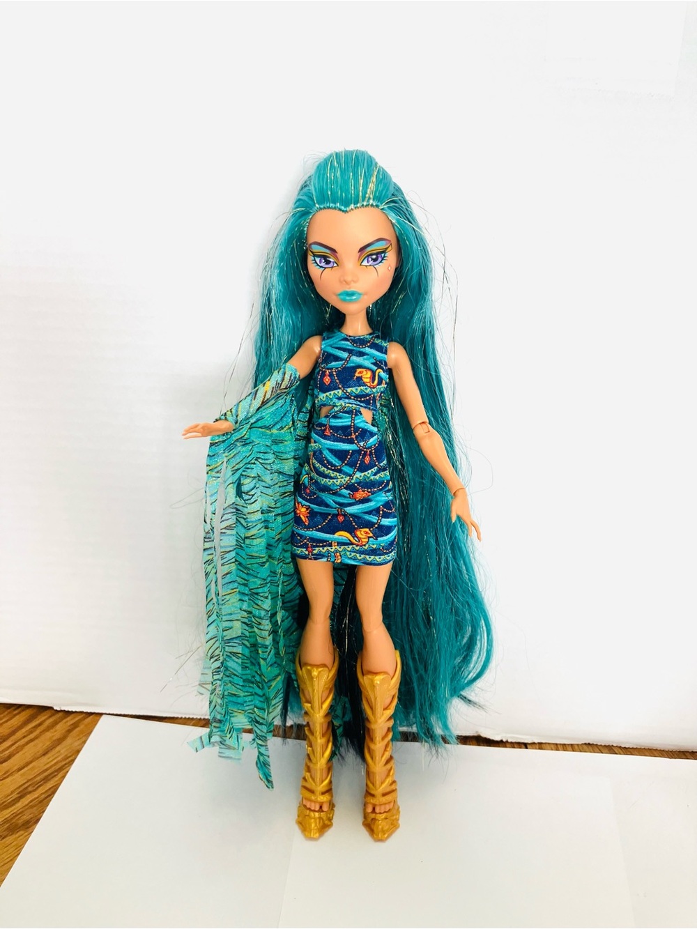 Monster High Nefera Mummy Majesty Fashion Doll No Accessories - Picture 2 of 10